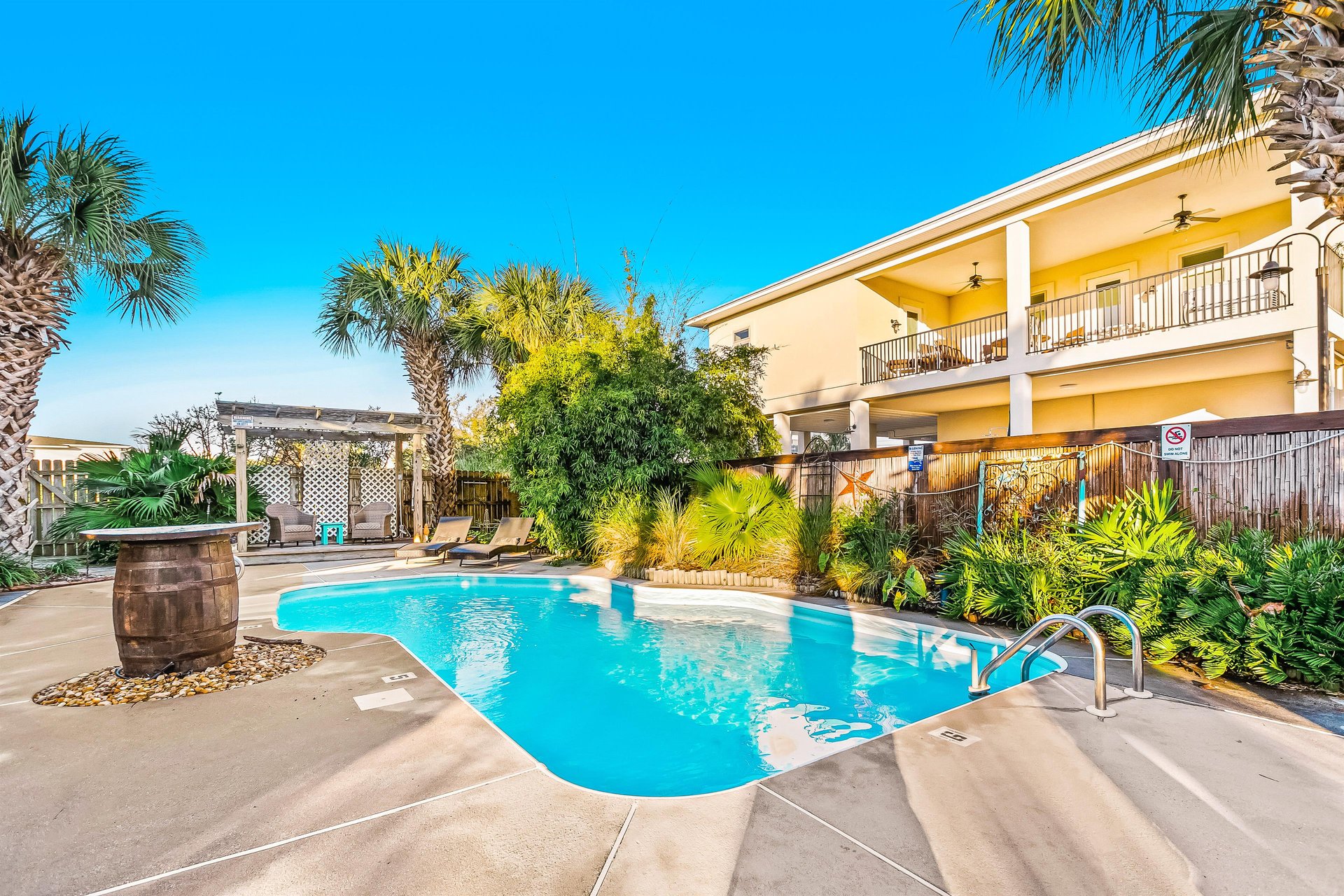 Flip Side Oasis 44