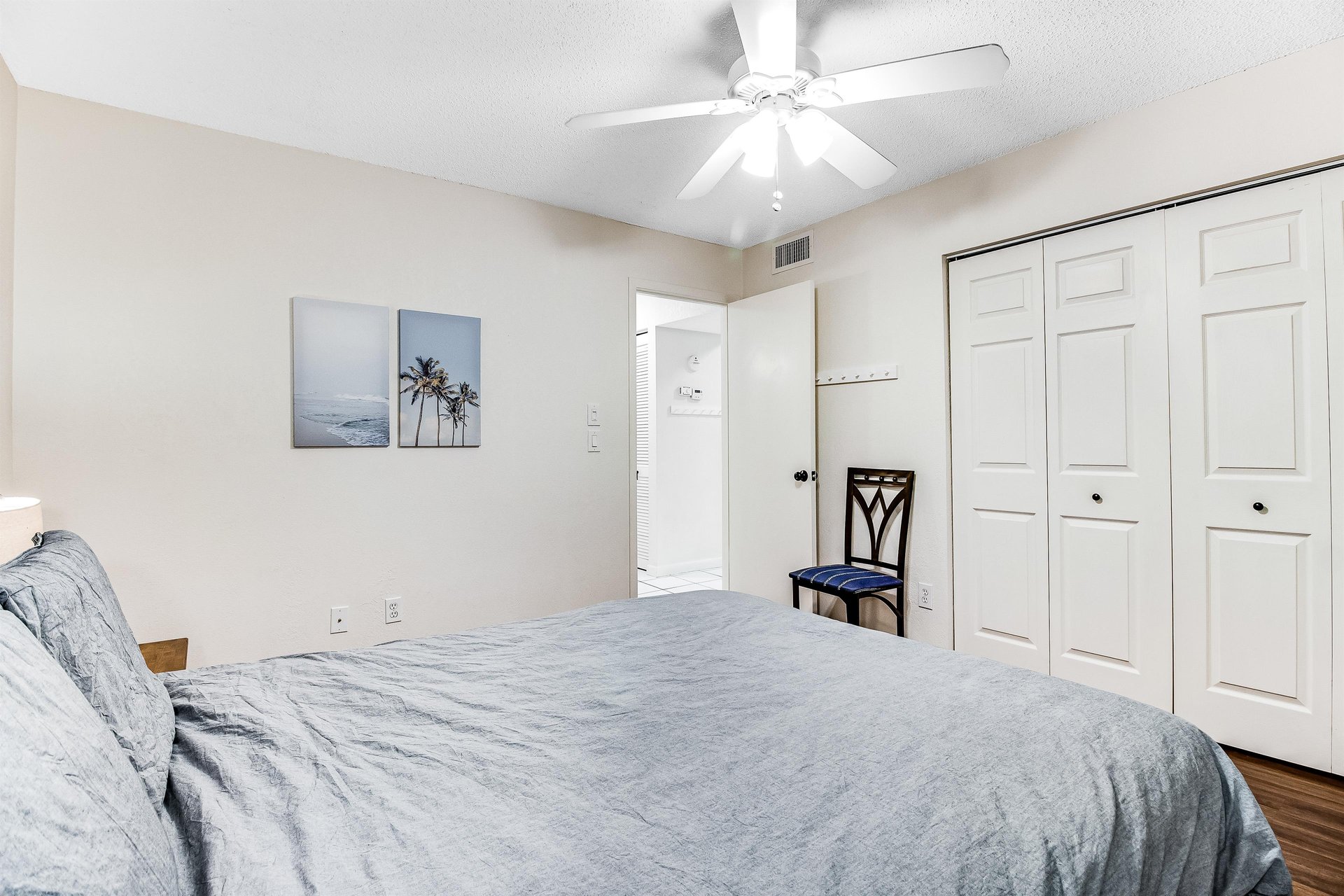 Blue Palm 10