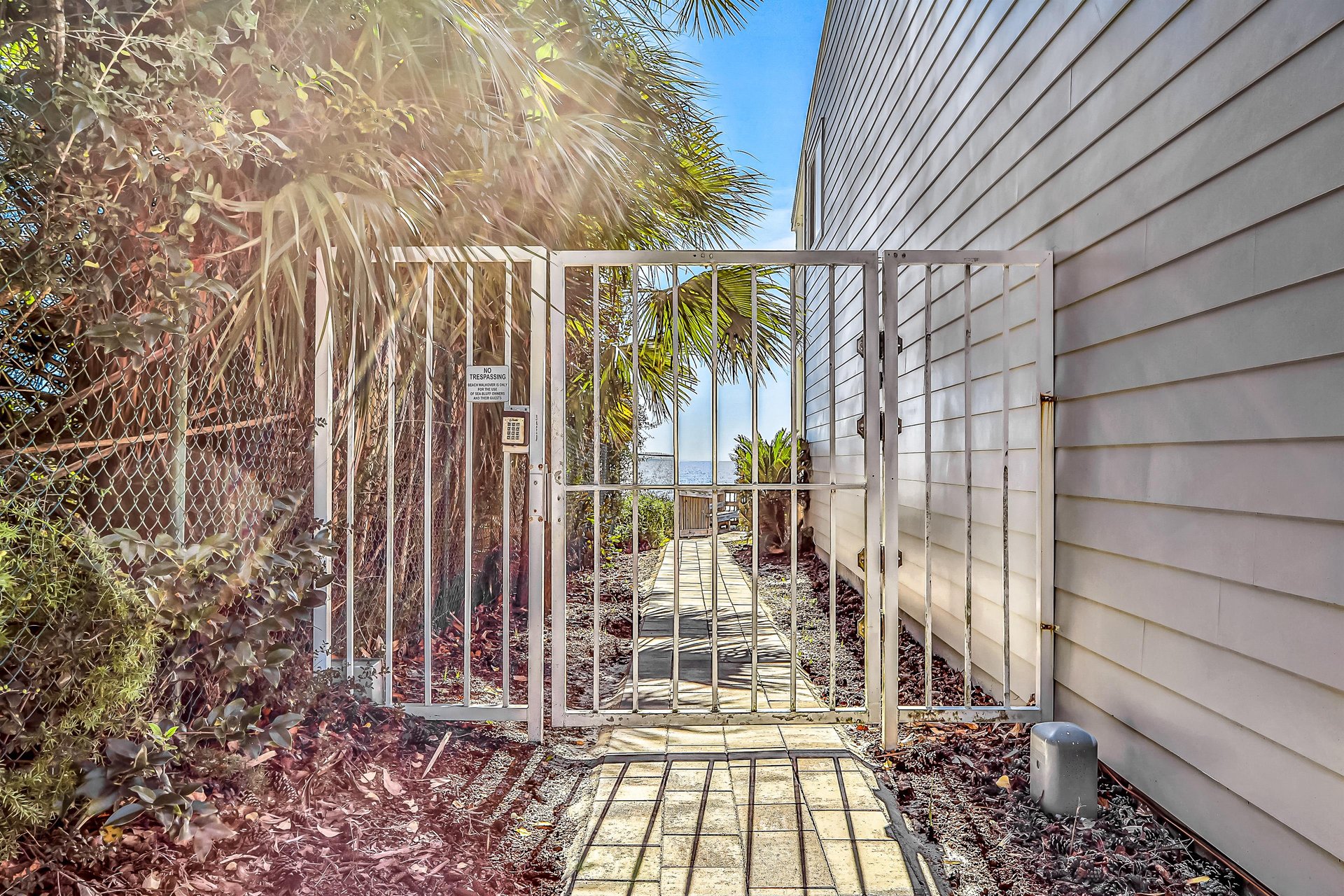 Sea Bluff Townhomes 10  Crazy Toes 22