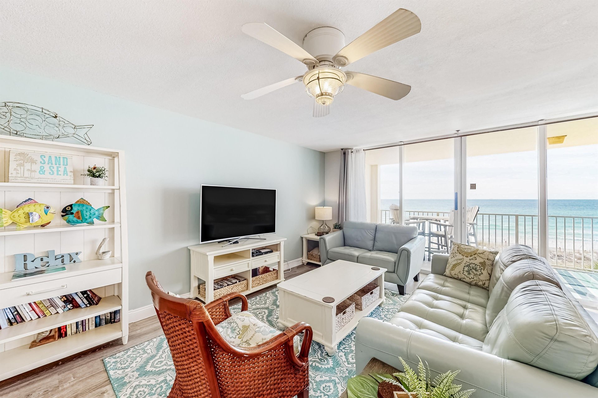 Dune Pointe 401 1