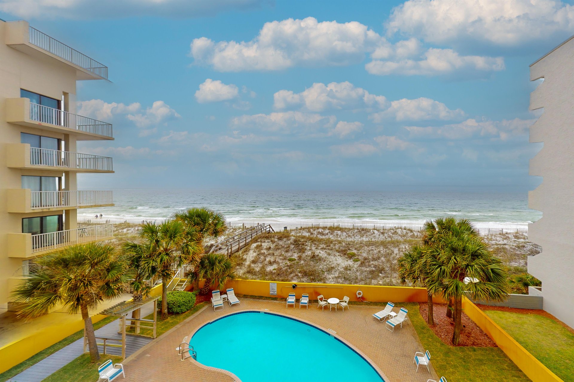 Dune Pointe 401 3