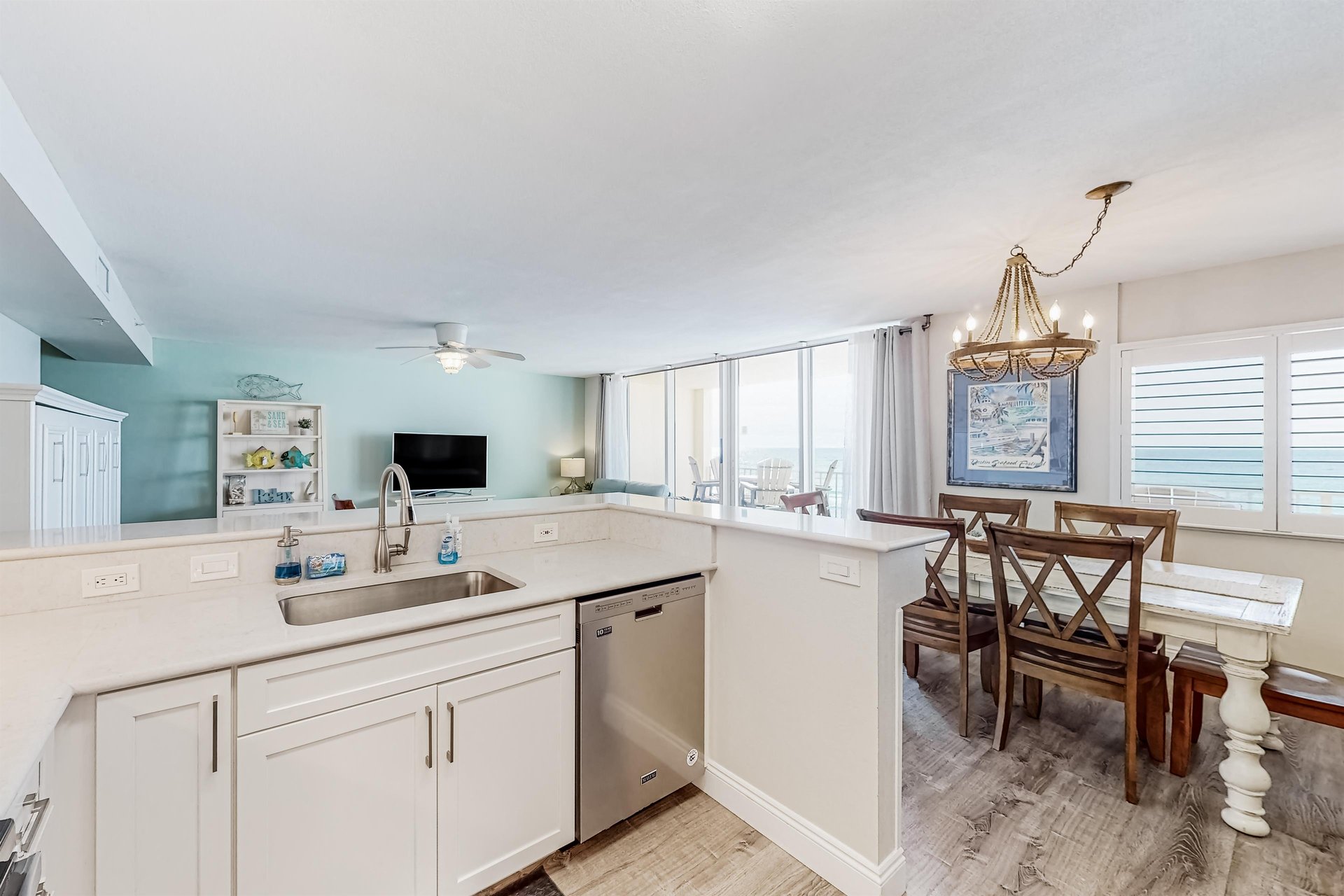 Dune Pointe 401 13