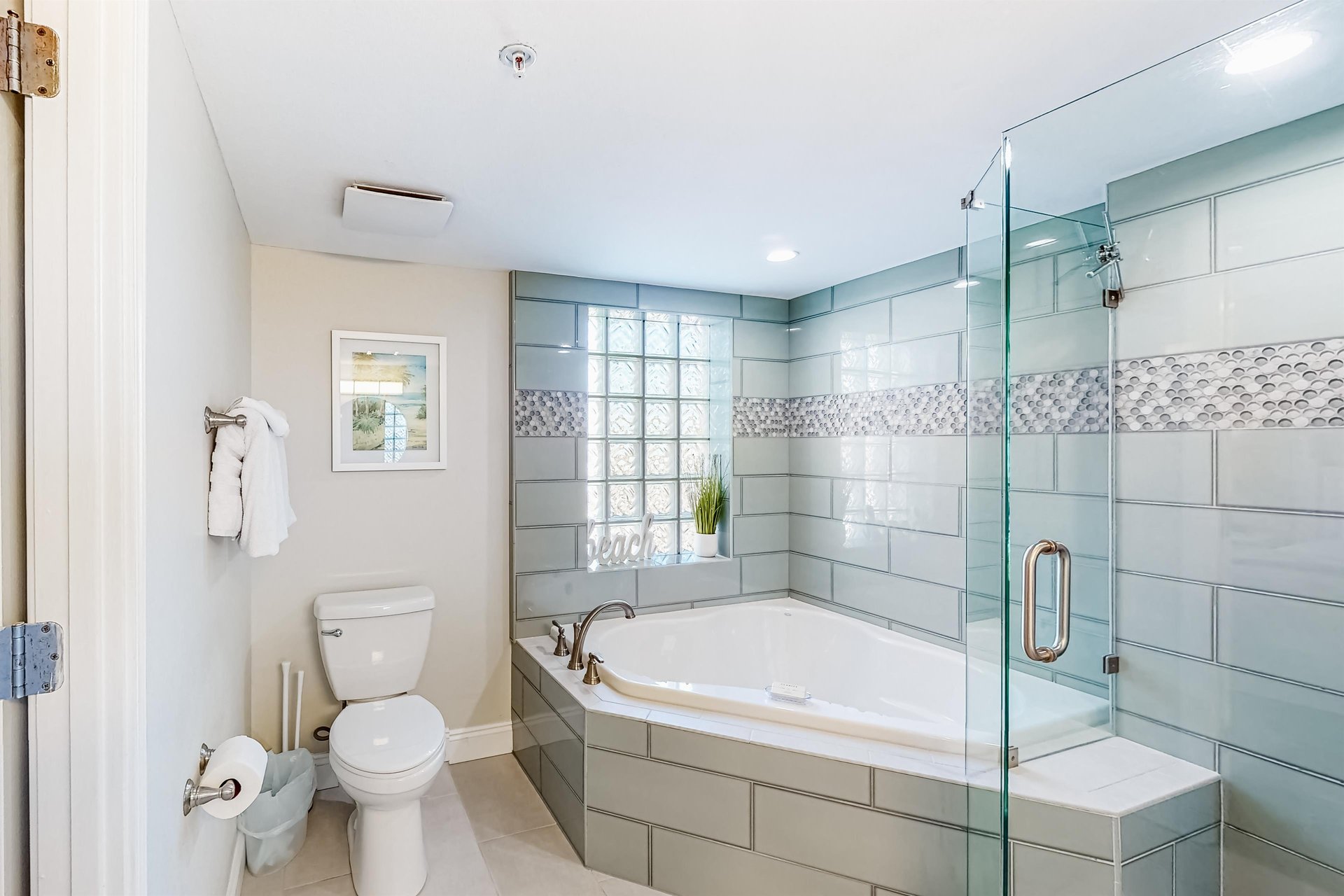 Dune Pointe 401 18