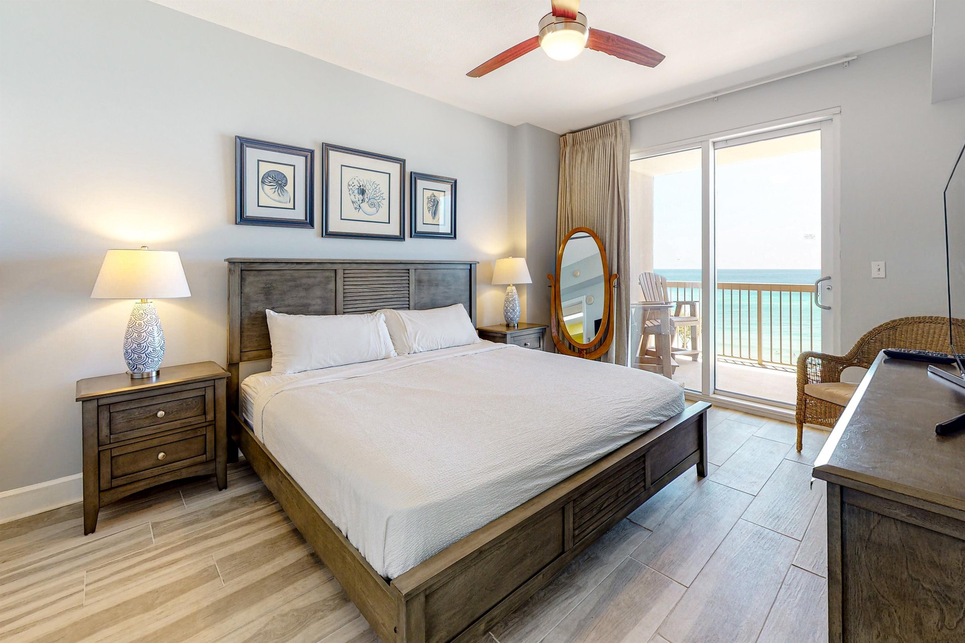 Sunrise Beach 706  Beachfront Condo 10