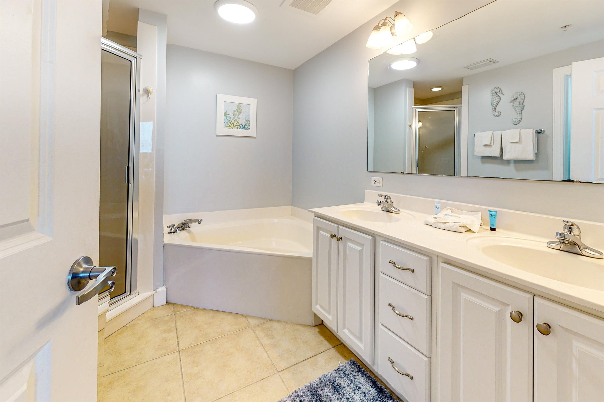 Sunrise Beach 706  Beachfront Condo 13