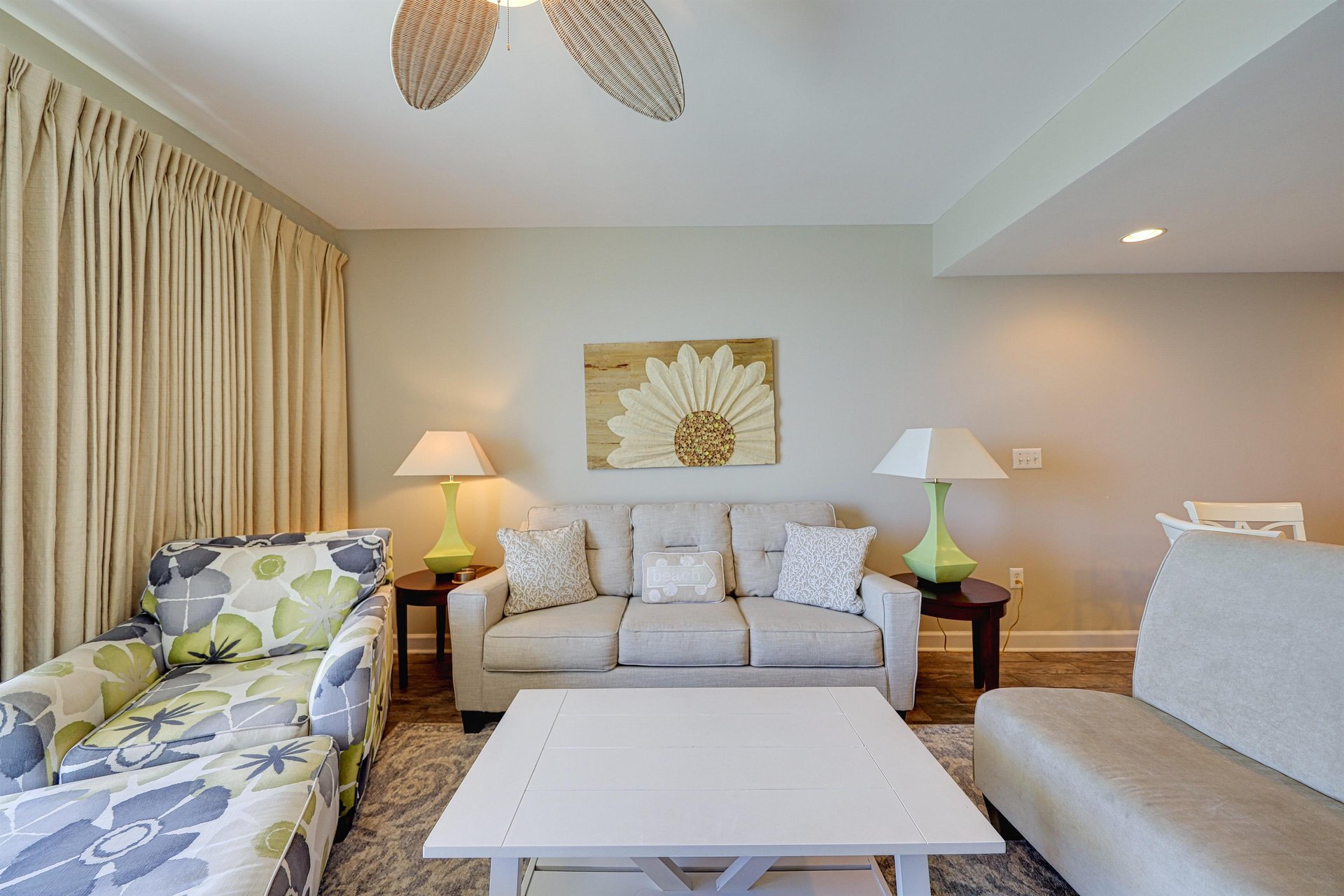 Splash Resort 1402E 8