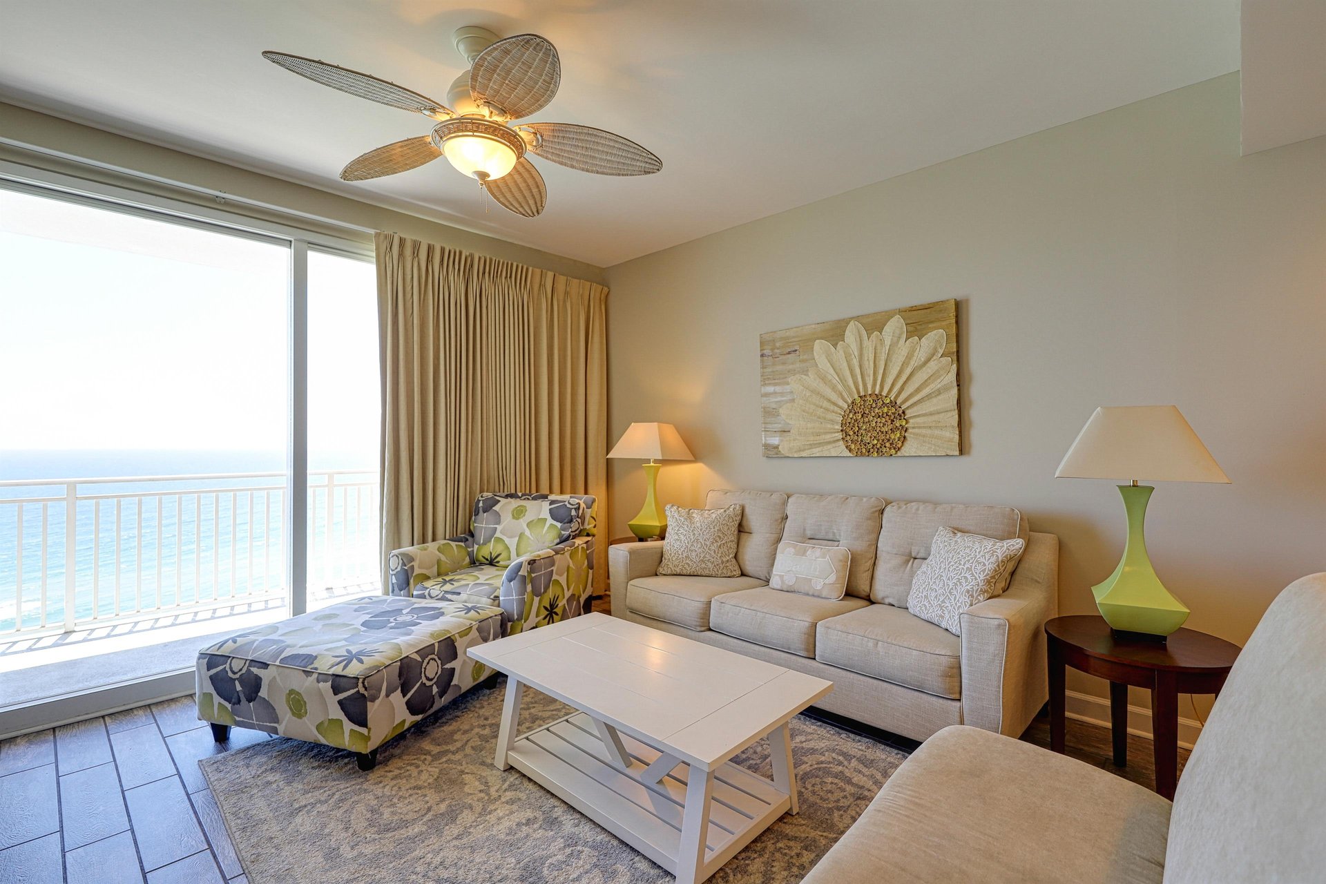 Splash Resort 1402E 9