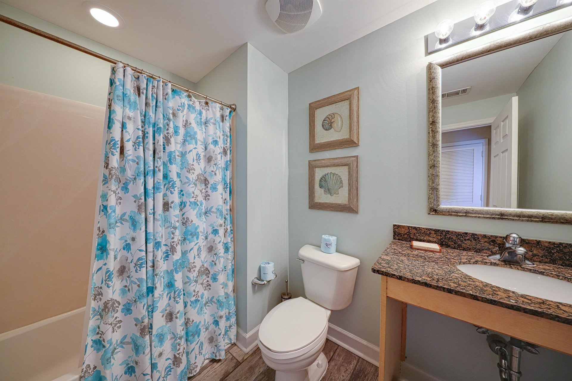 Splash Resort 1402E 15