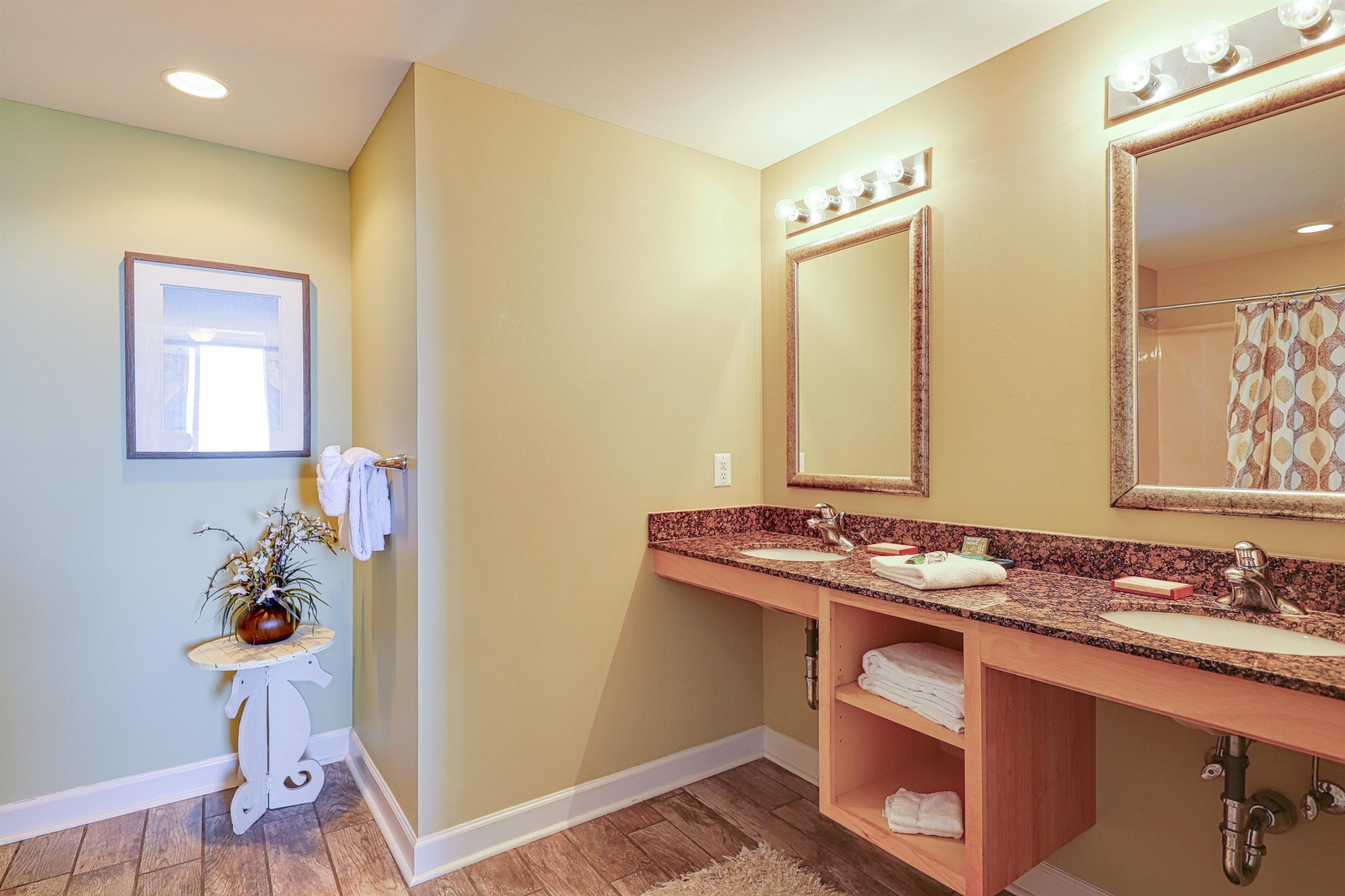 Splash Resort 1402E 22