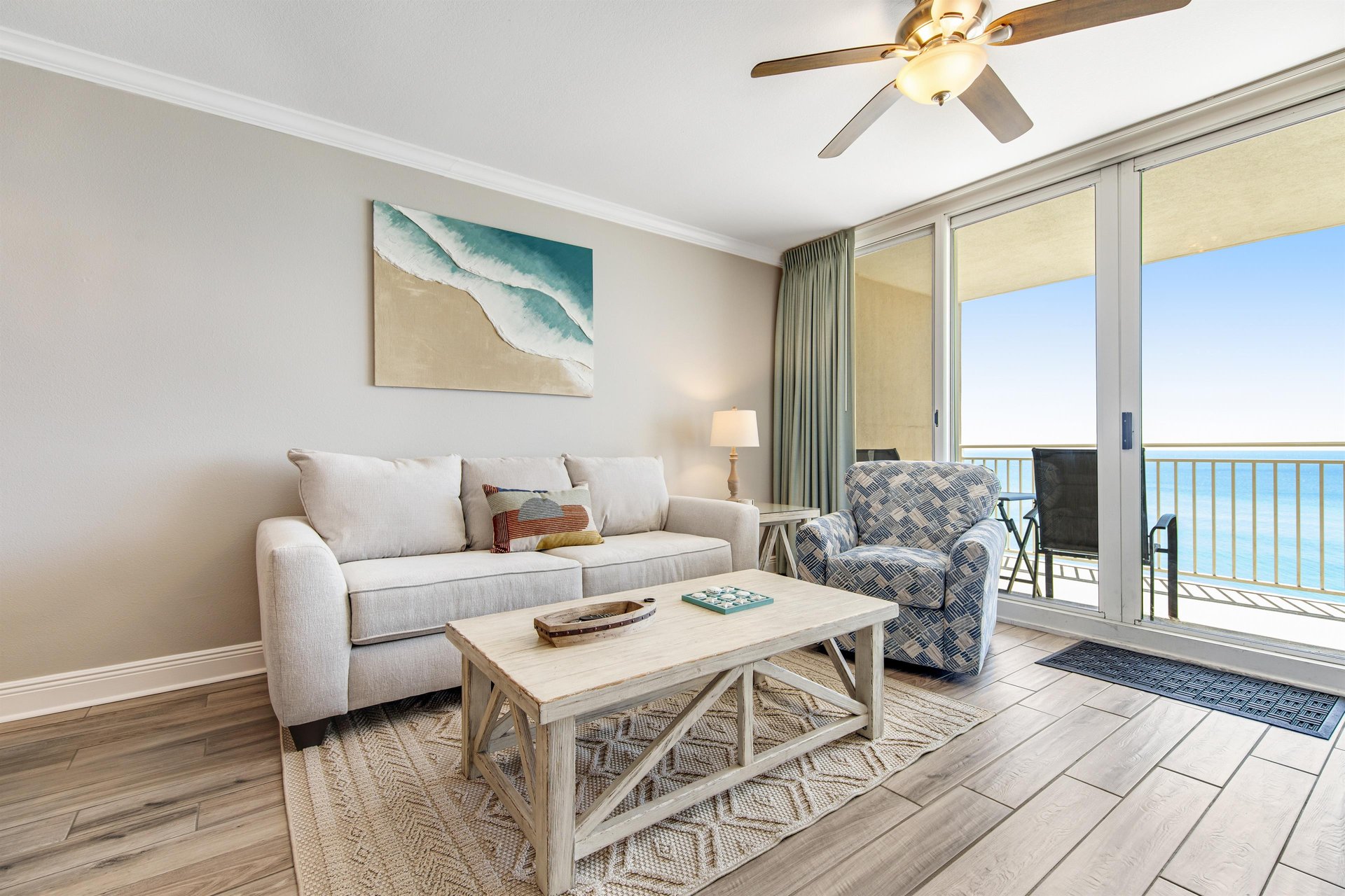 Emerald Beach Resort, Unit 830 5