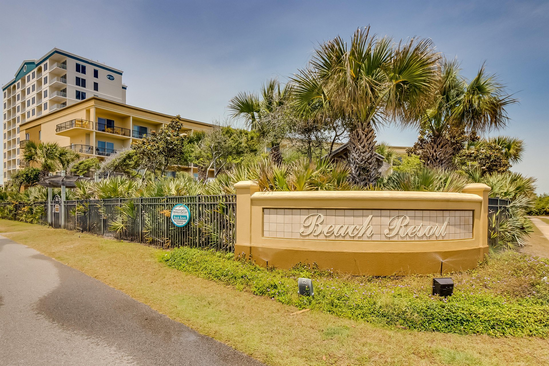 402 Beach Resort 25