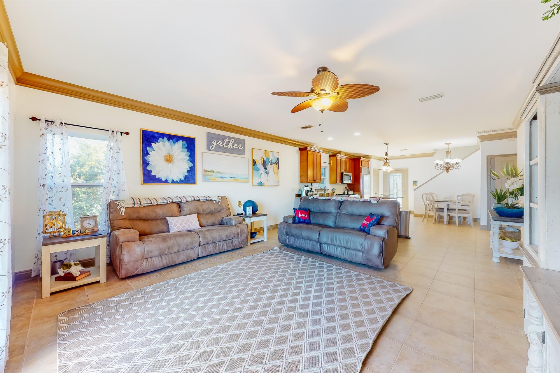Bubbly Bayfront Beauty 5
