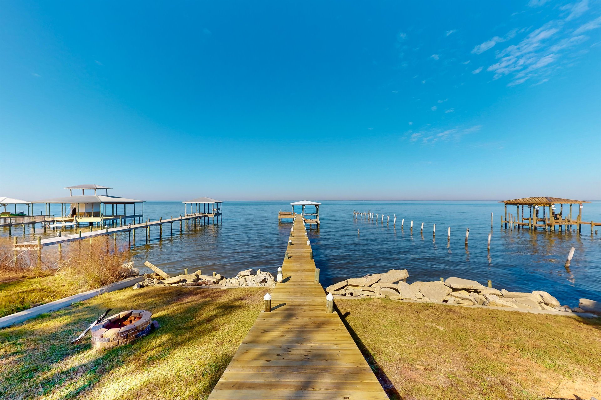 Bubbly Bayfront Beauty 22