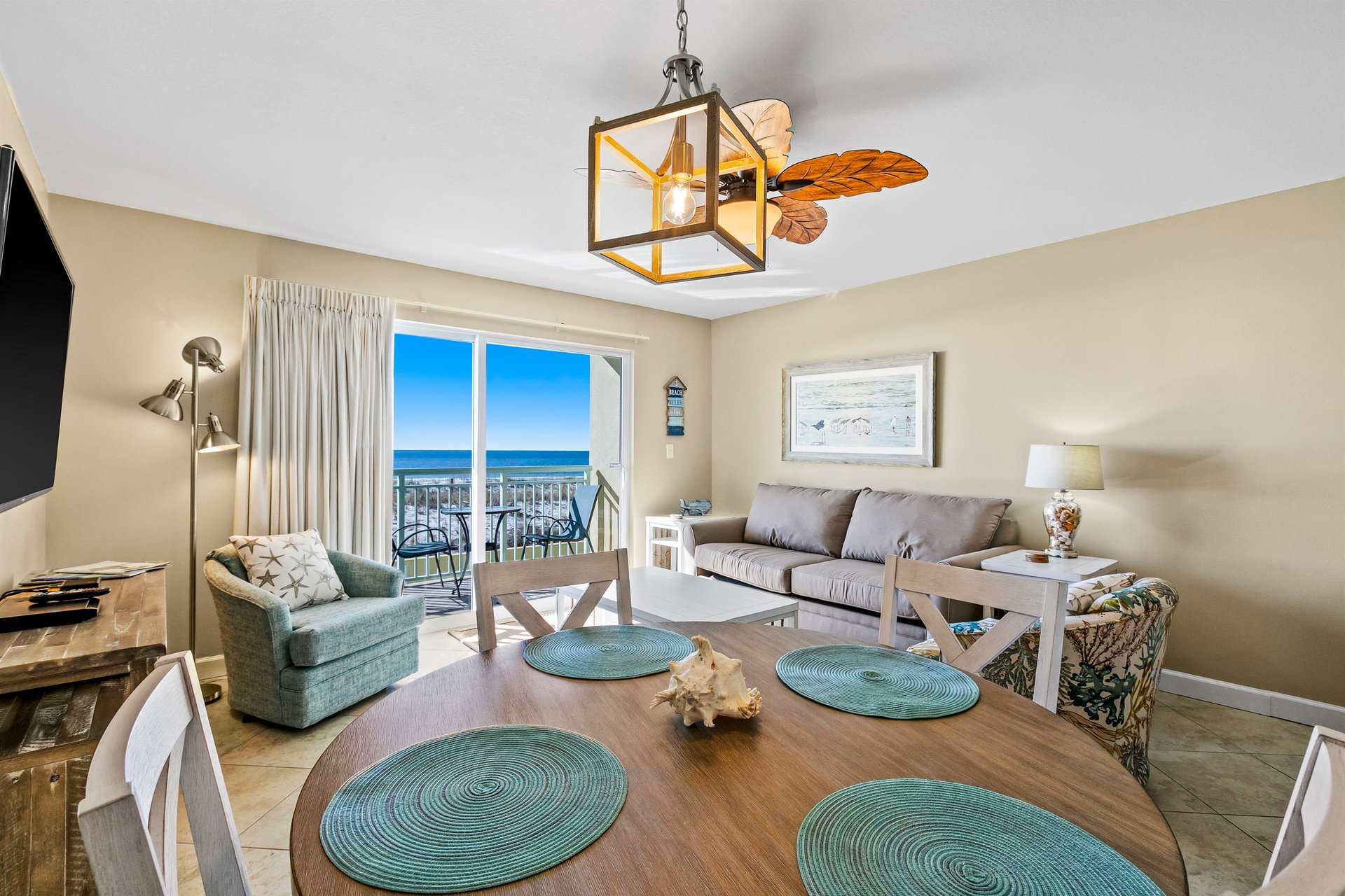 Pelican Isle 114 4