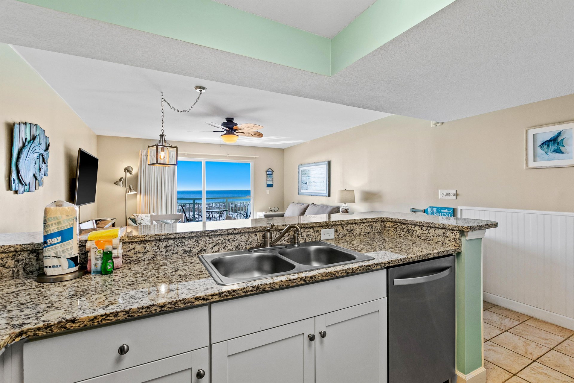 Pelican Isle 114 6
