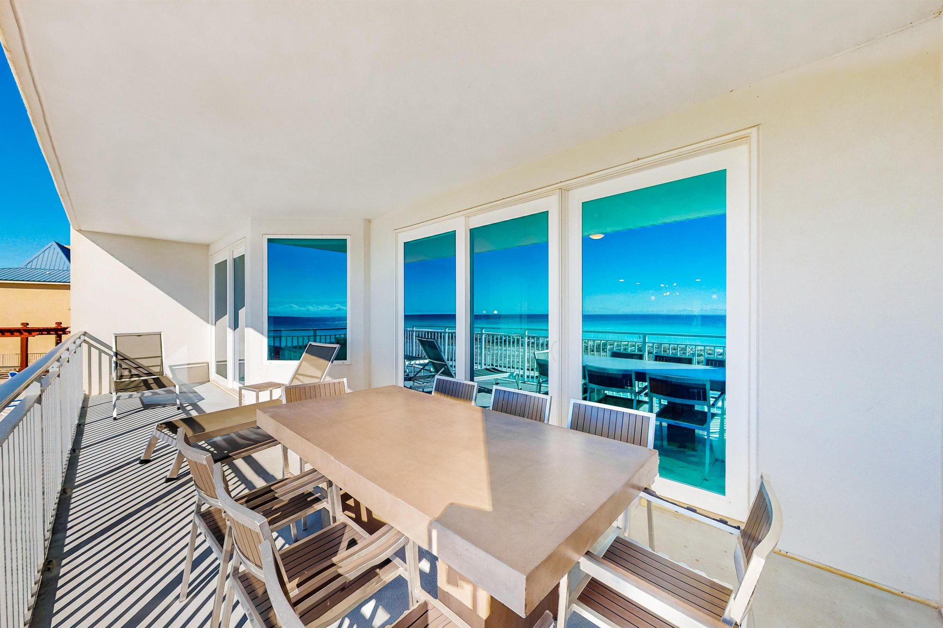 Blu Condos 205 23