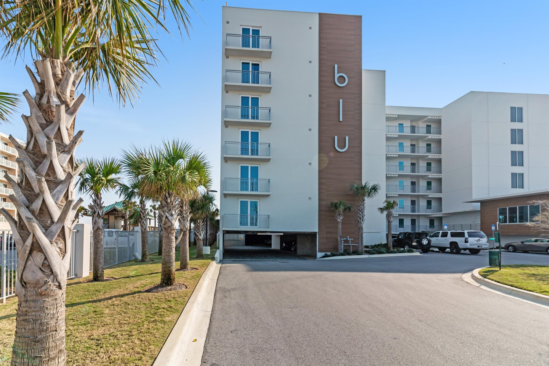 Blu Condos 205 28