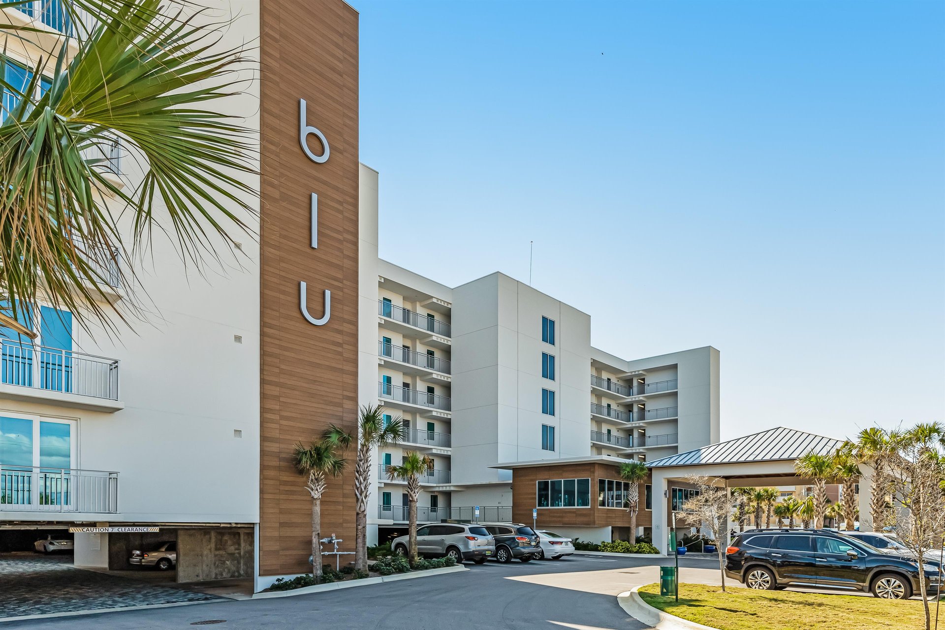 Blu Condos 200 45