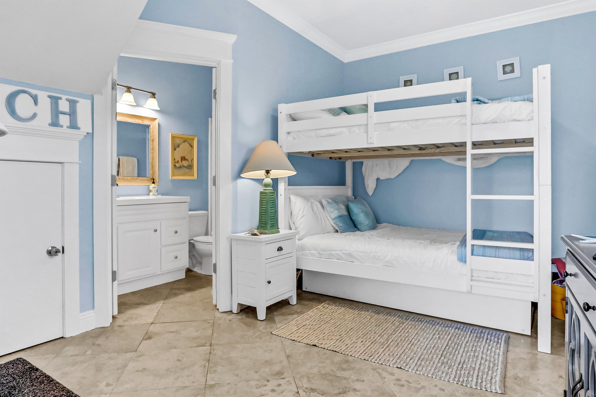 Anne Avenue Escape 16