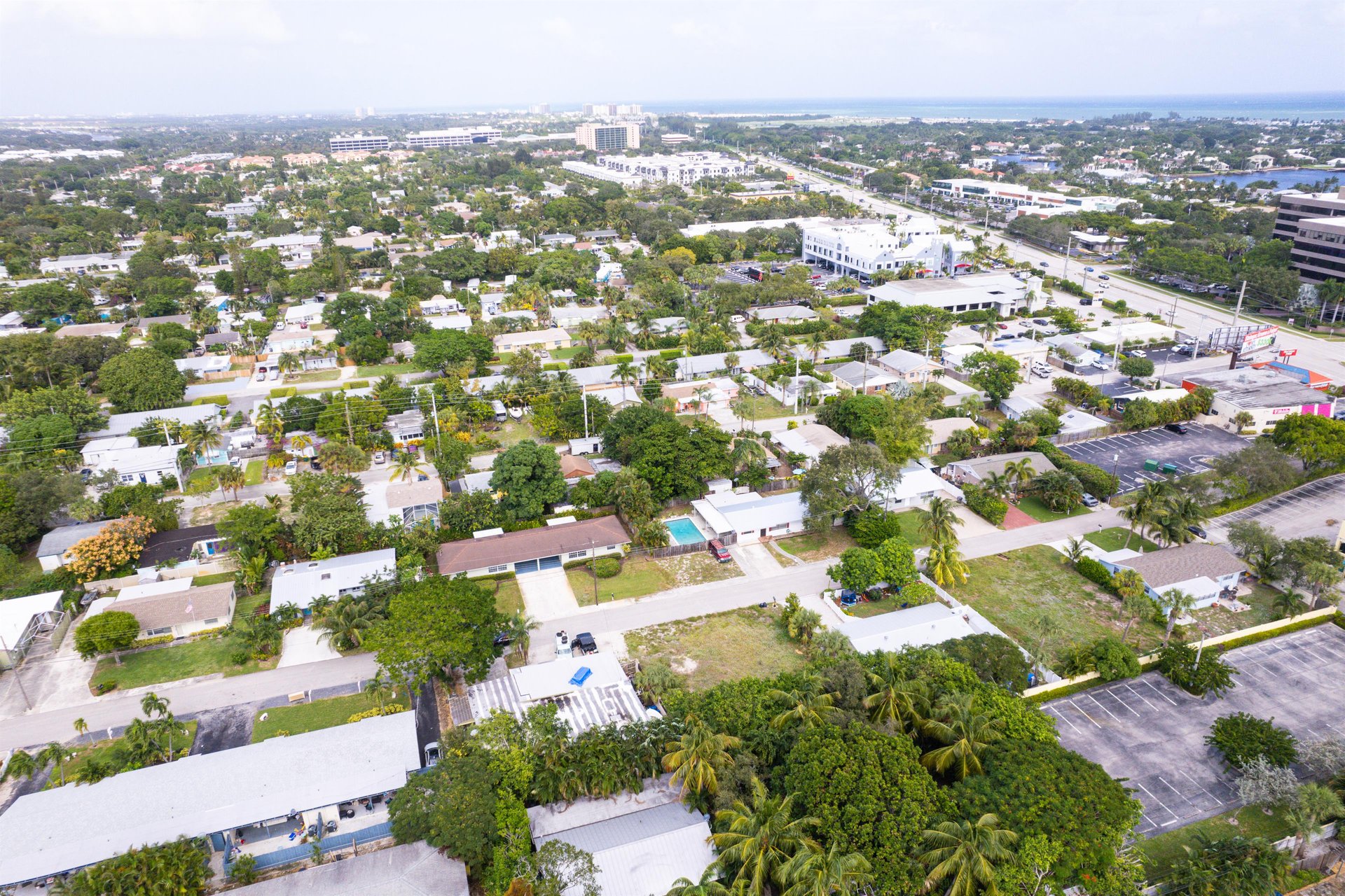 2 Palms A 20