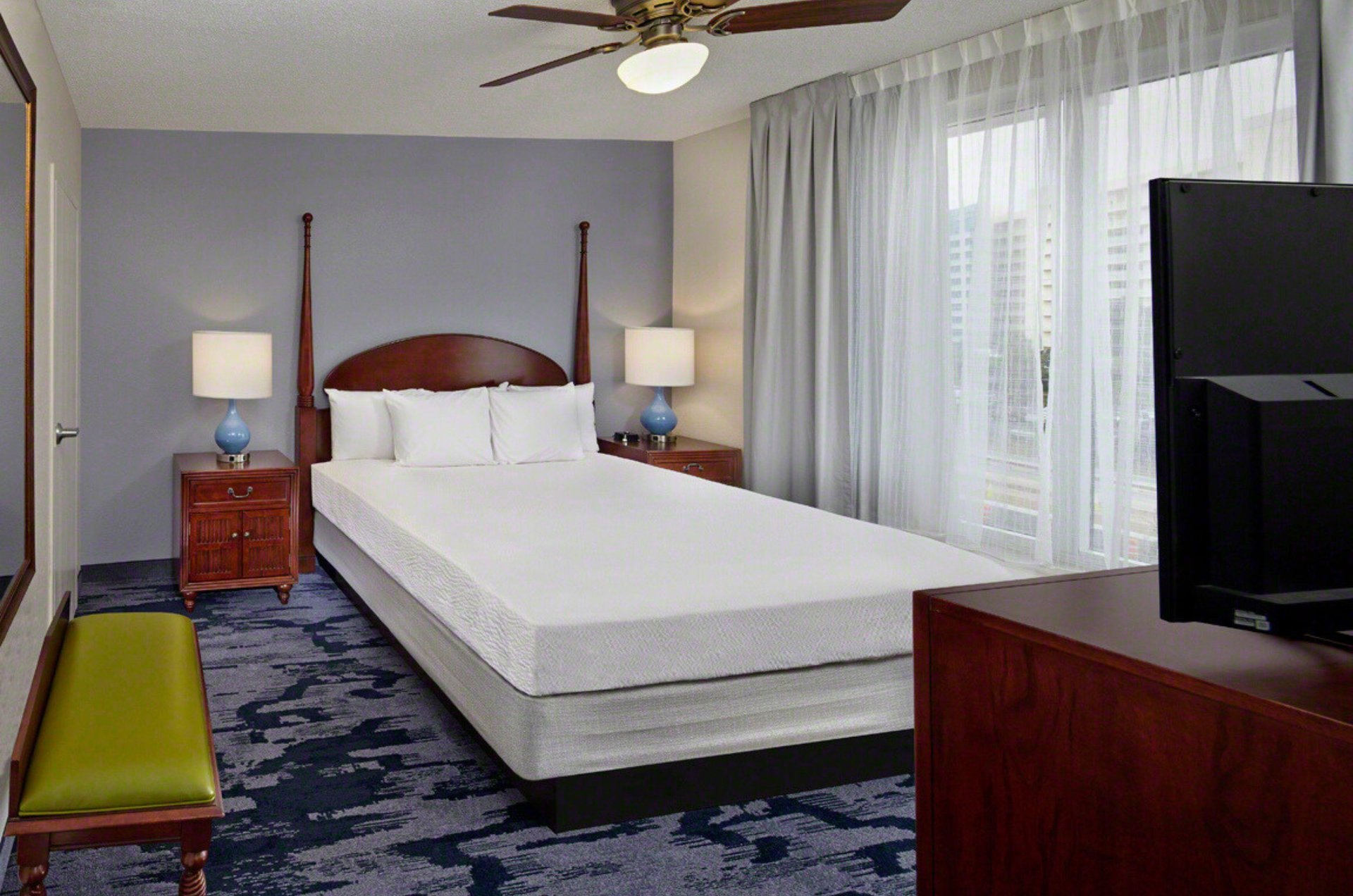 470682 Summerplace Inn  93 0 202310 7511
