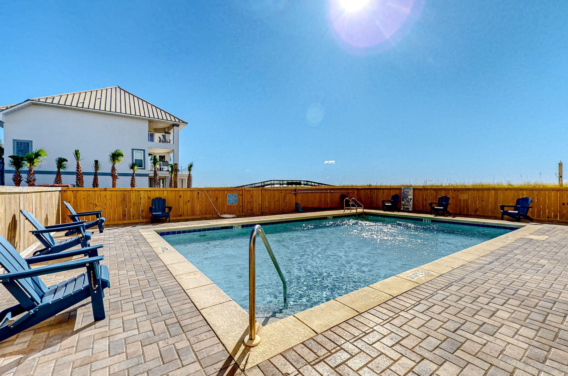 470770 Sundunes Navarre Beach  158 0 202312 154