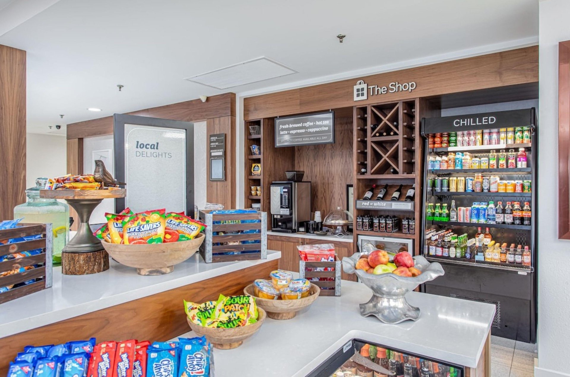 The onsite shop with snacks and drinks at Hilton Garden Inn in Orange Beach Alabama