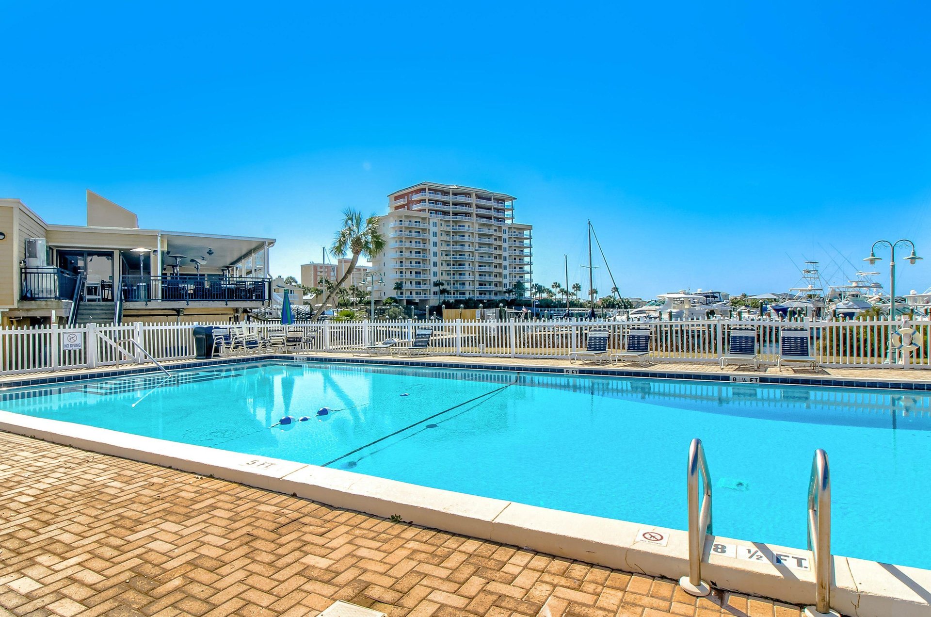 Sandpiper Coves swimming pool