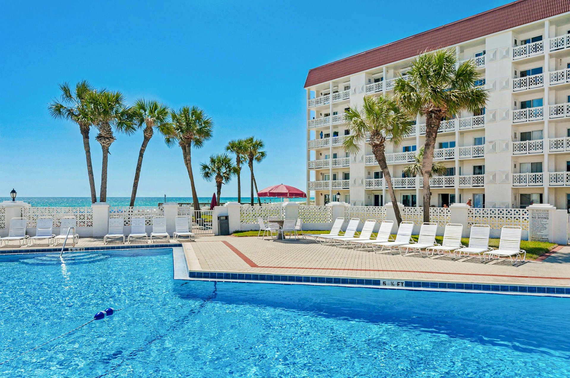 471422 El Matador Condos  482 0 202310 13