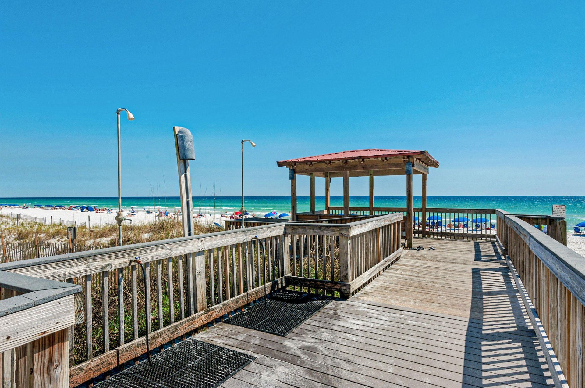 471439 El Matador Condos  482 0 202310 120