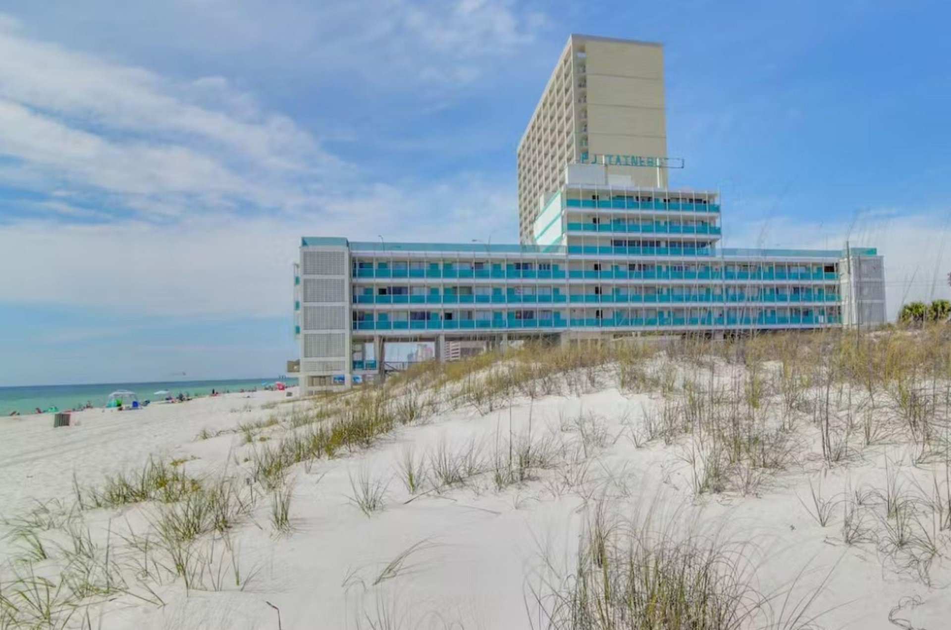 471477 Fontainebleau Terrace  495 0 20241 1652