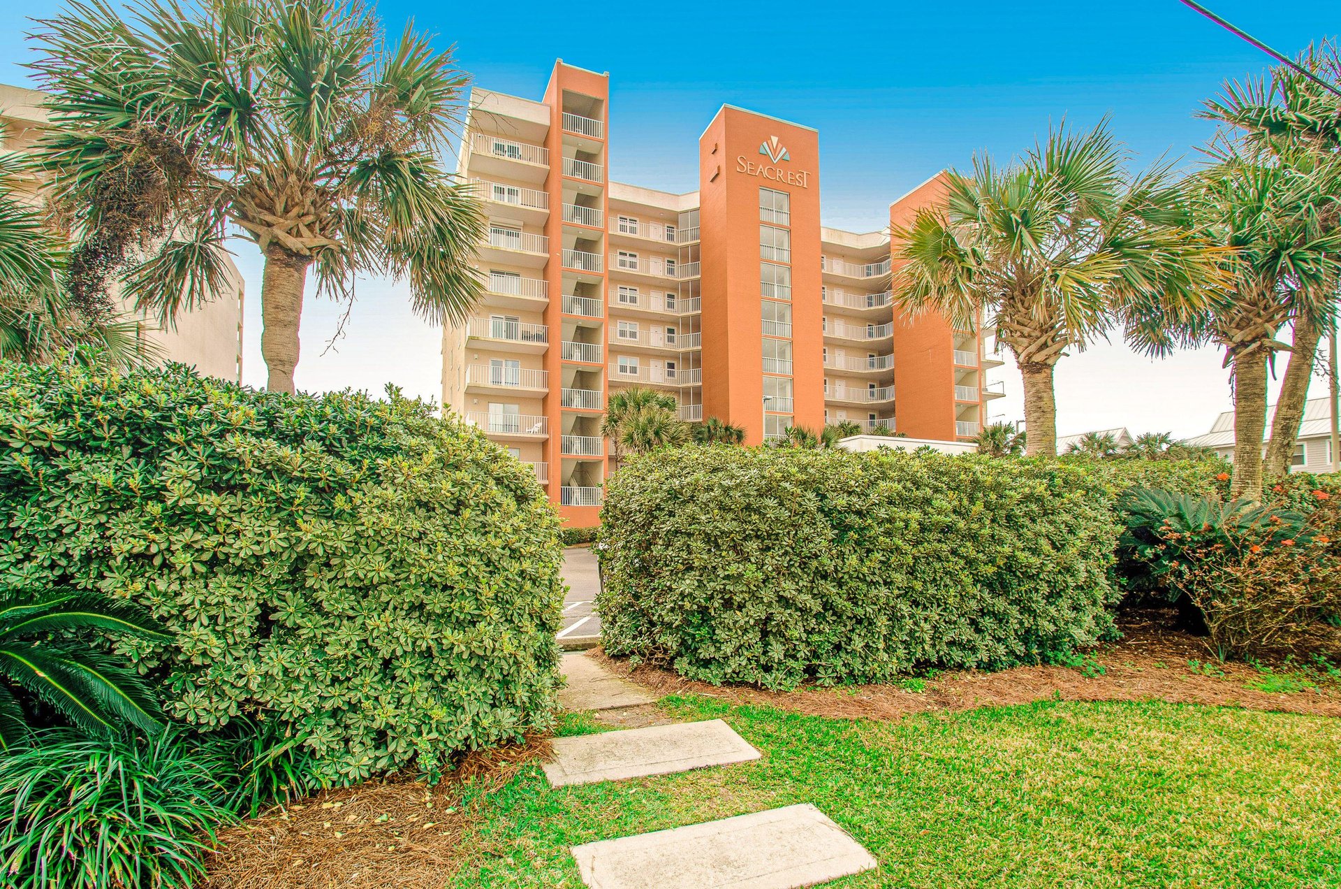 472606 Seacrest Condominiums  1045 0 202310 5115
