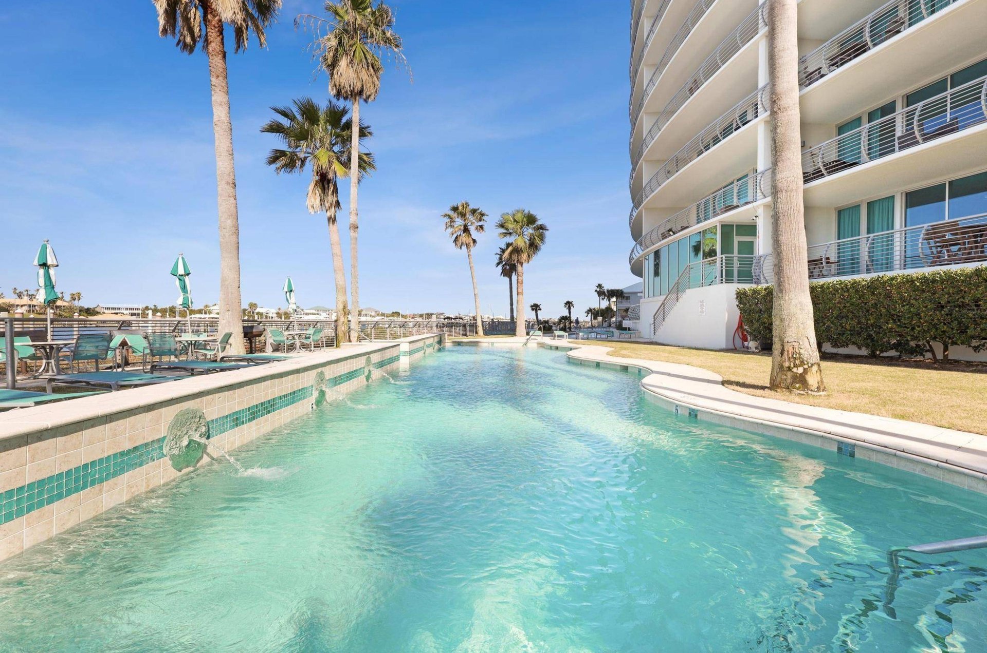 One long outdoor pool next to Bella Luna in Orange Beach Alabama