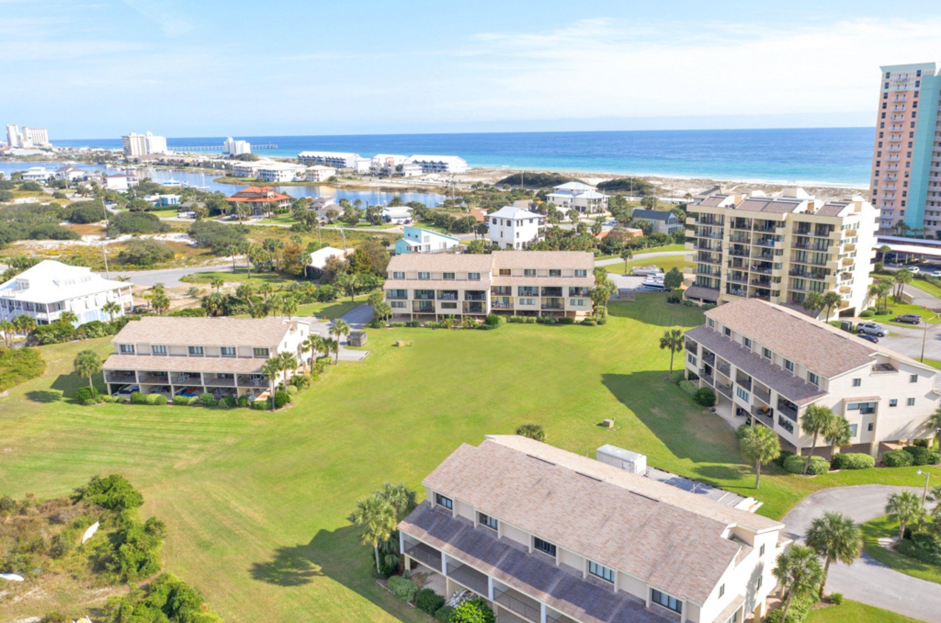 Stay only a quick walk away from miles of stunning Gulf beaches