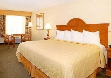 Quality Hotel On The Beach in Clearwater Beach FL 90