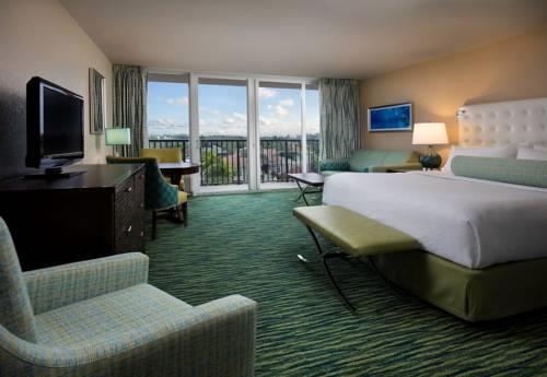 Holiday Inn Sarasotalido Beach in Sarasota FL 34