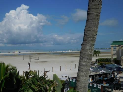 Wyndham Garden Fort Myers Beach in Fort Myers Beach FL 60