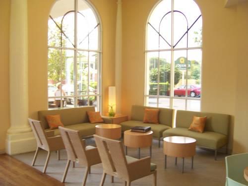 La Quinta Inn  Suites Sarasota in Sarasota FL 56