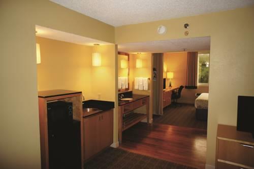 La Quinta Inn  Suites Sarasota in Sarasota FL 27