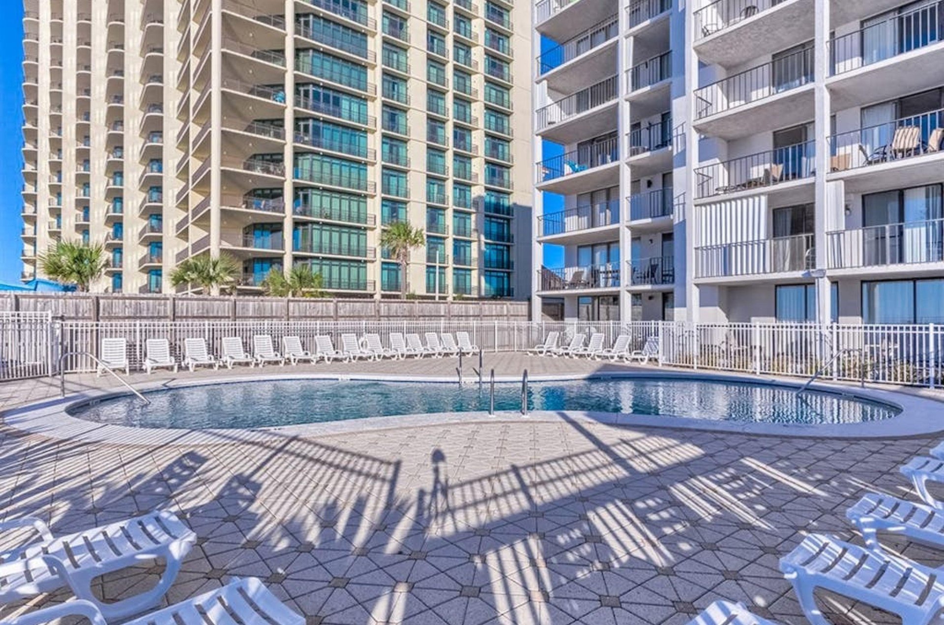 The outdoor swimming pool at Romar Tower