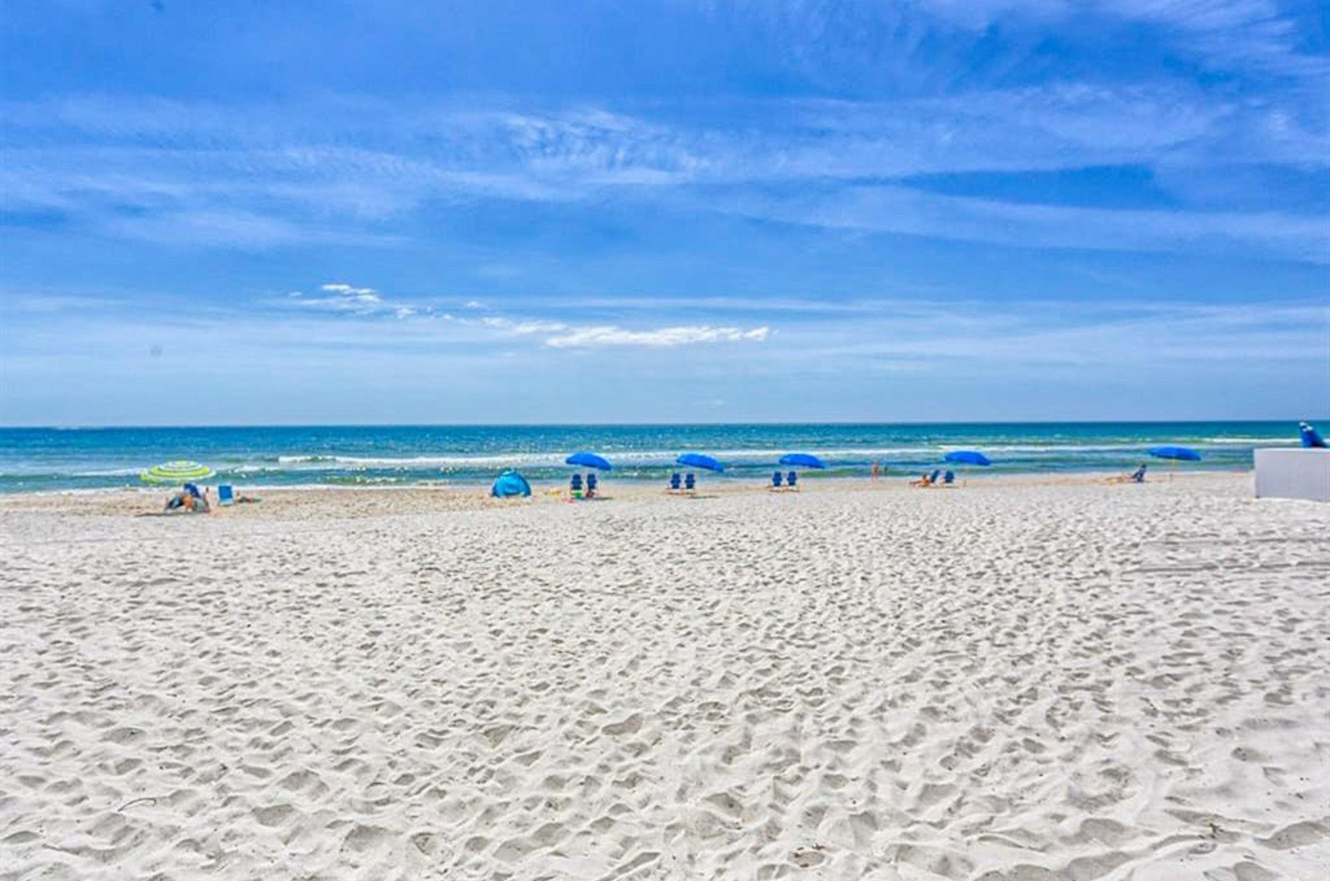 The pristine white beaches next to the ocean in Orange Beach Alabama