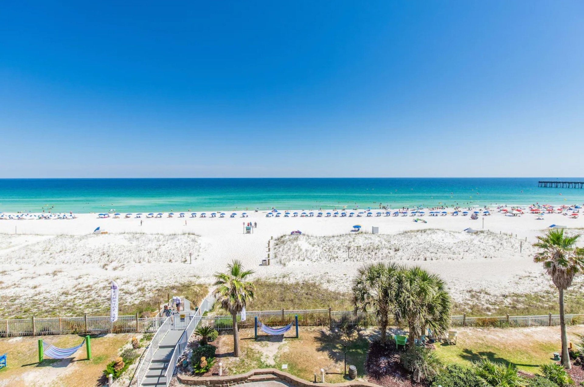 Enjoy direct and easy beach access