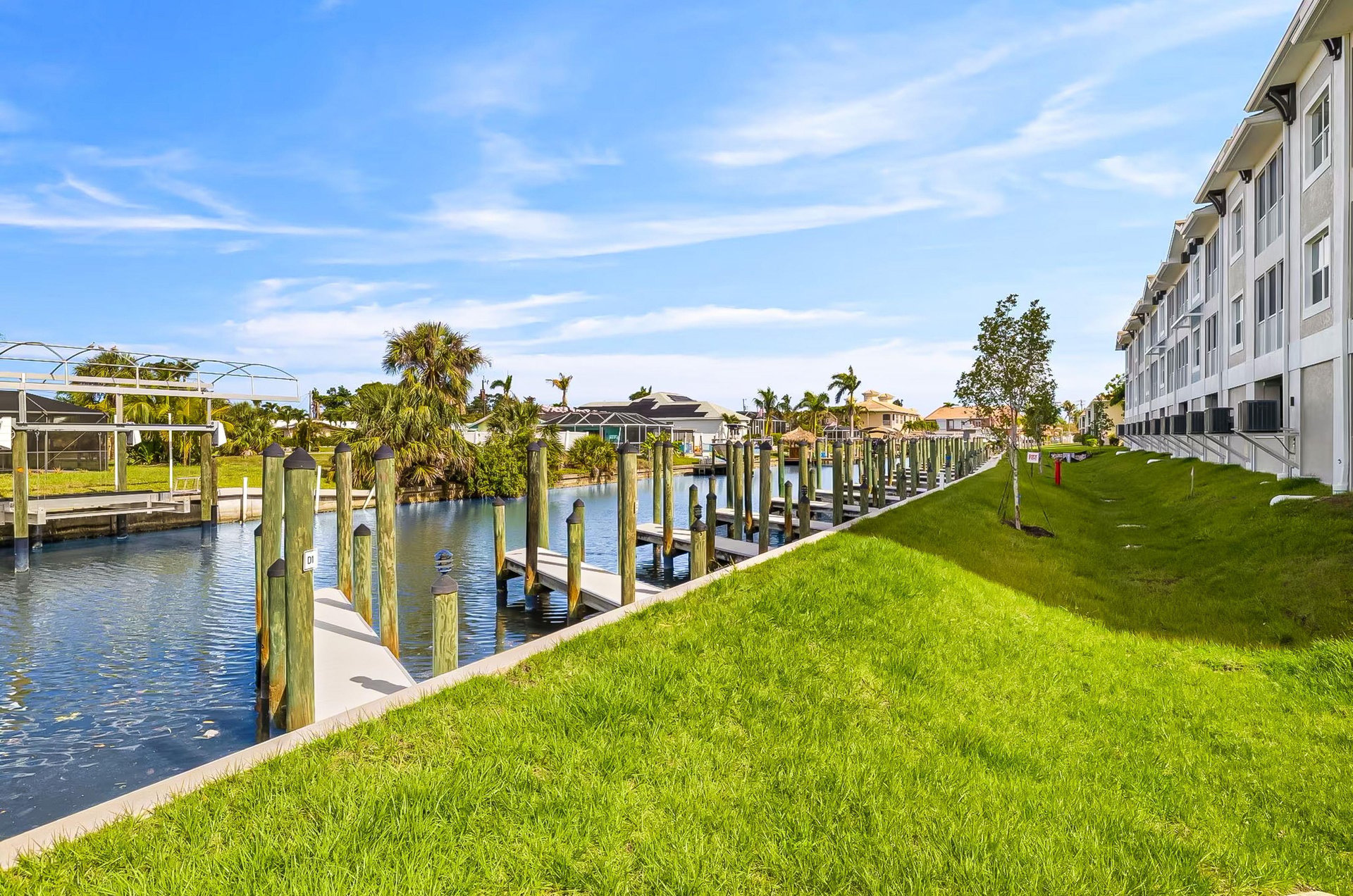 477611 Fort Myers Beach Condo Rentals  1974 0 202311 51318