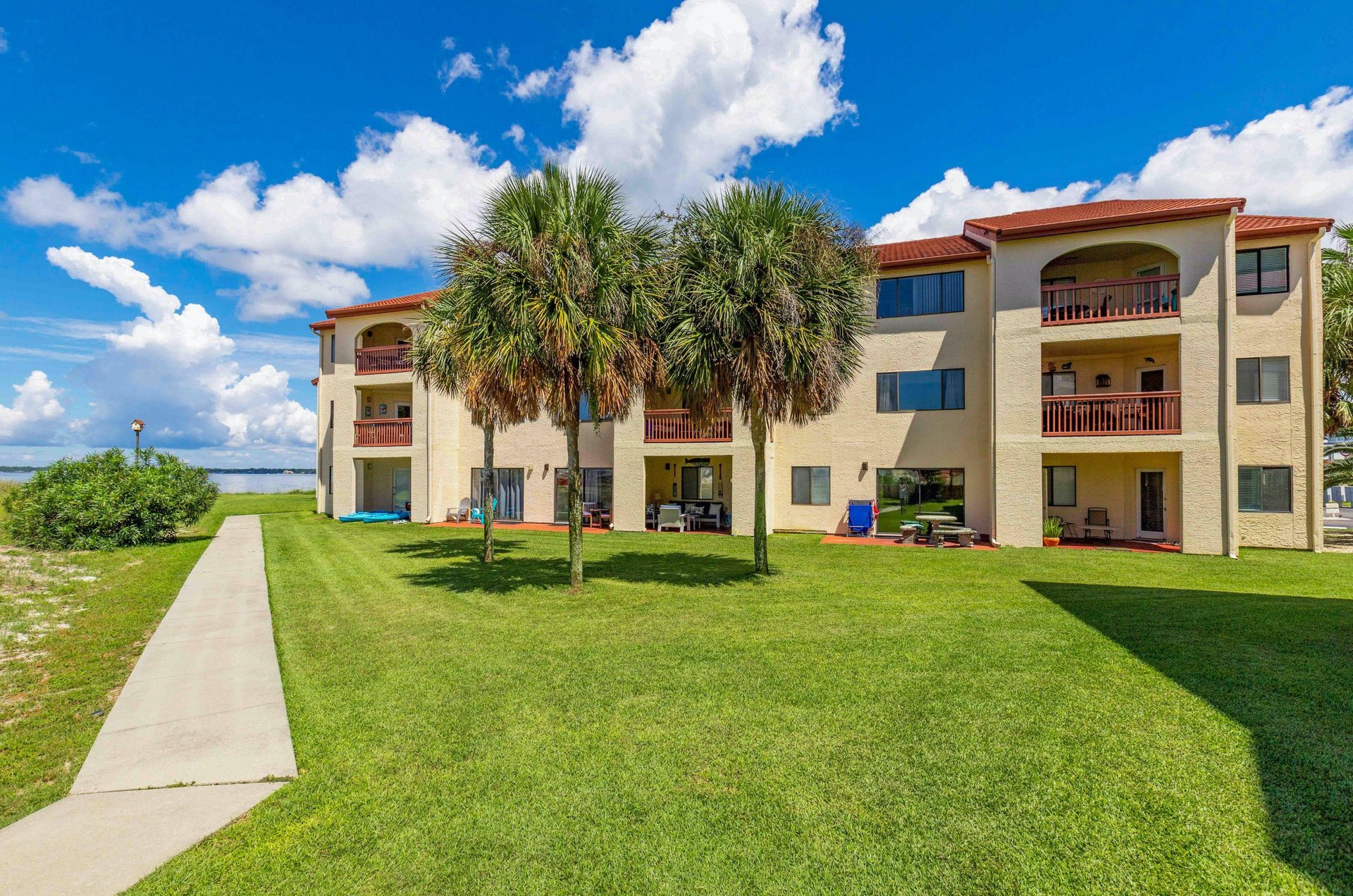 477764 Other Navarre Beach Condo Rentals  2012 0 202312 51312