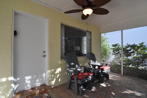 Lido Islander Inn And Suites  Sarasota in Sarasota FL 66