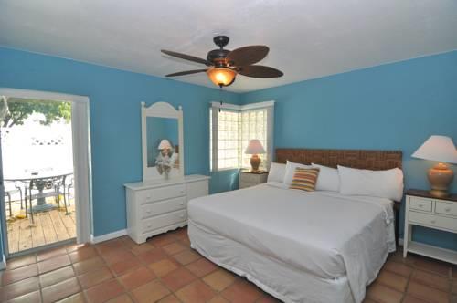 Lido Islander Inn And Suites  Sarasota in Sarasota FL 75
