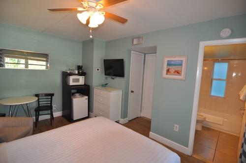 Lido Islander Inn And Suites  Sarasota in Sarasota FL 79