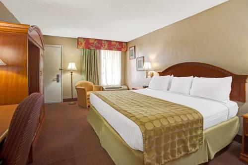 Ramada Sarasota in Sarasota FL 32