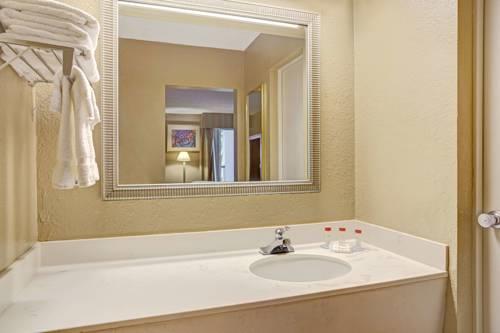 Ramada Sarasota in Sarasota FL 06