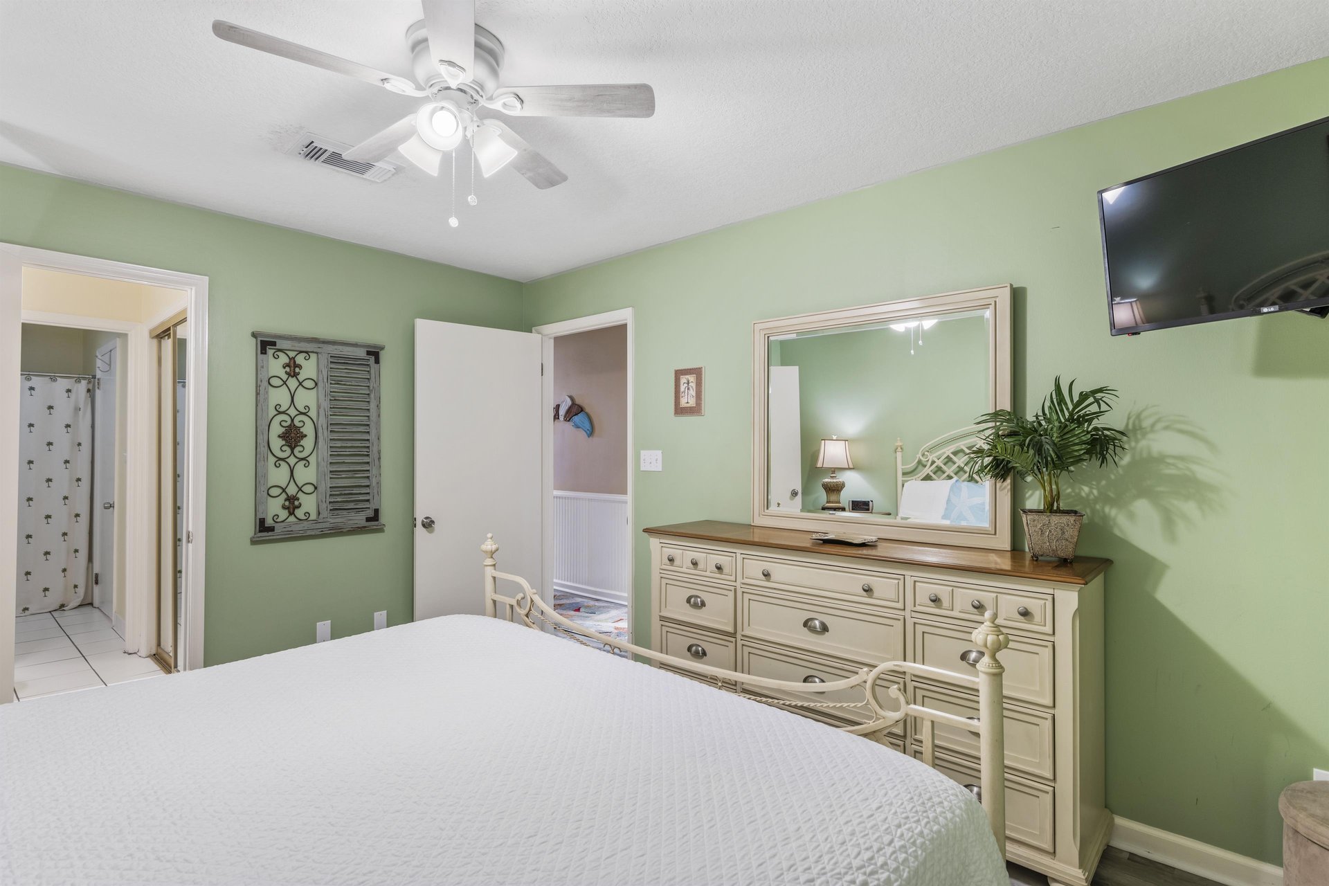 Coral Reef Club 40 13